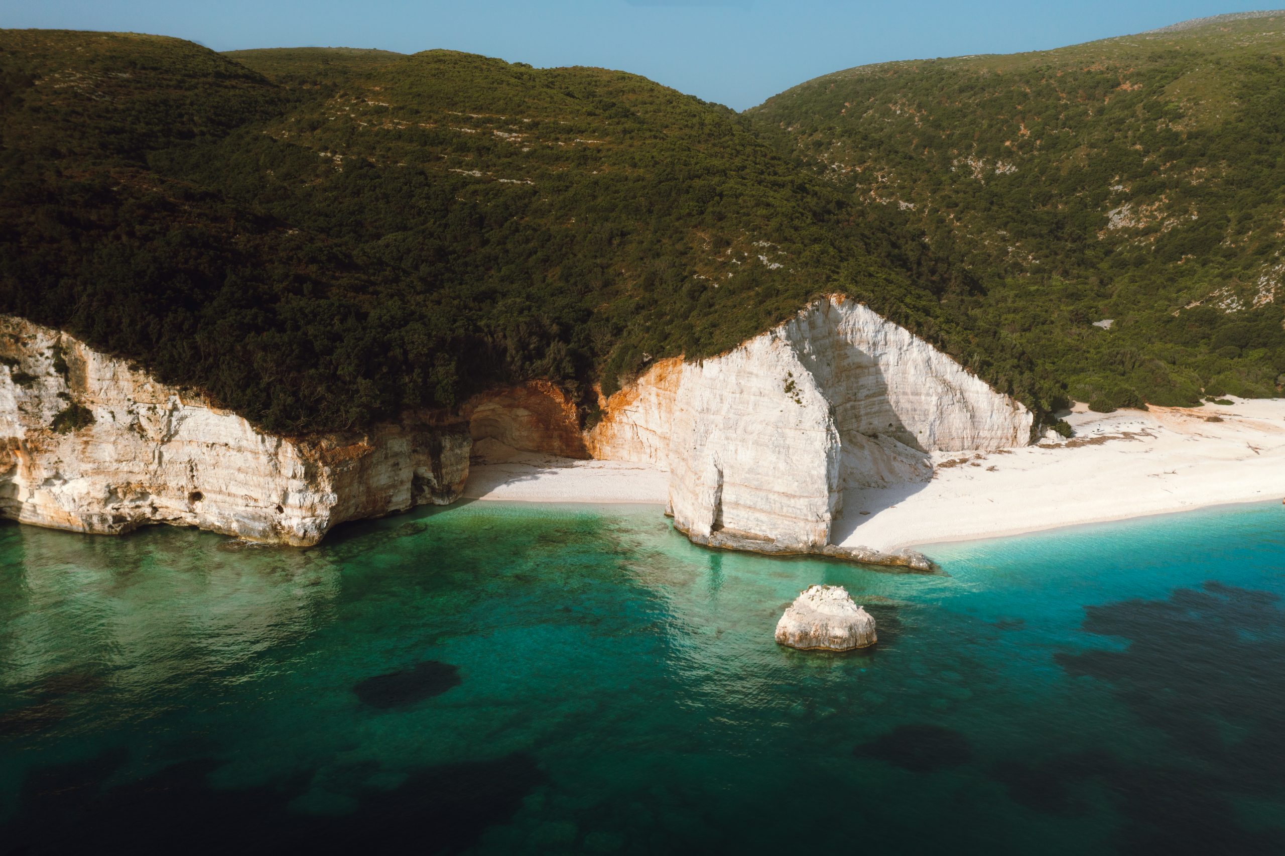 5 reasons why you should choose Kefalonia as your next holiday destination